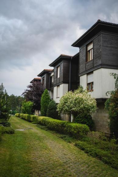 Santa Marina Apartaments- Karina 1 Созополь Экстерьер фото